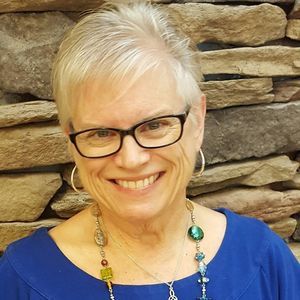 Meet your Posher, Marianne